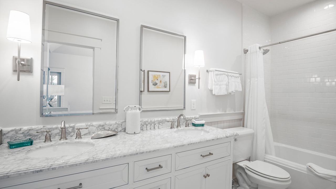 Photo of Bathroom in Cottage District
