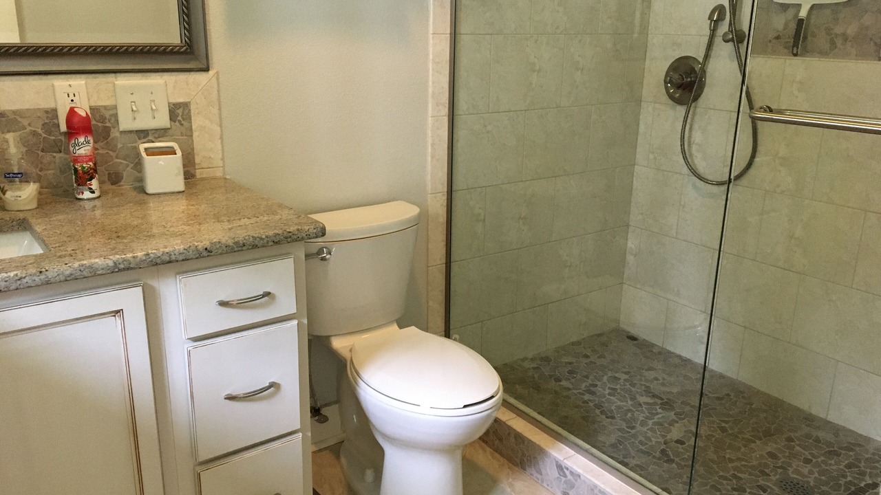 Photo of Bathroom in Citrus Springs