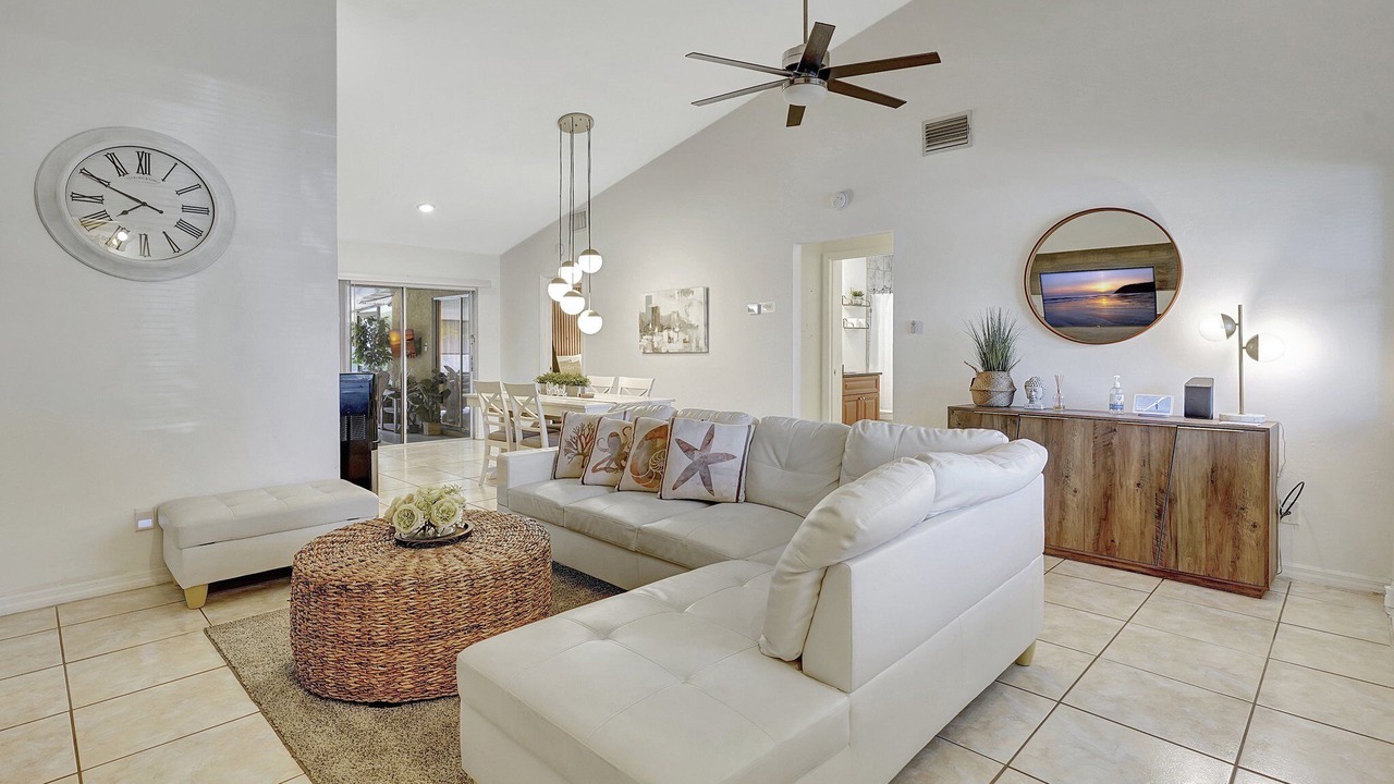 Photo of Livingroom in Fort Myers