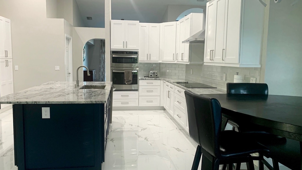 Photo of Kitchen in Greenview Shores