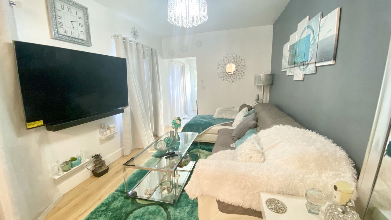 Photo of Livingroom in Lake Worth