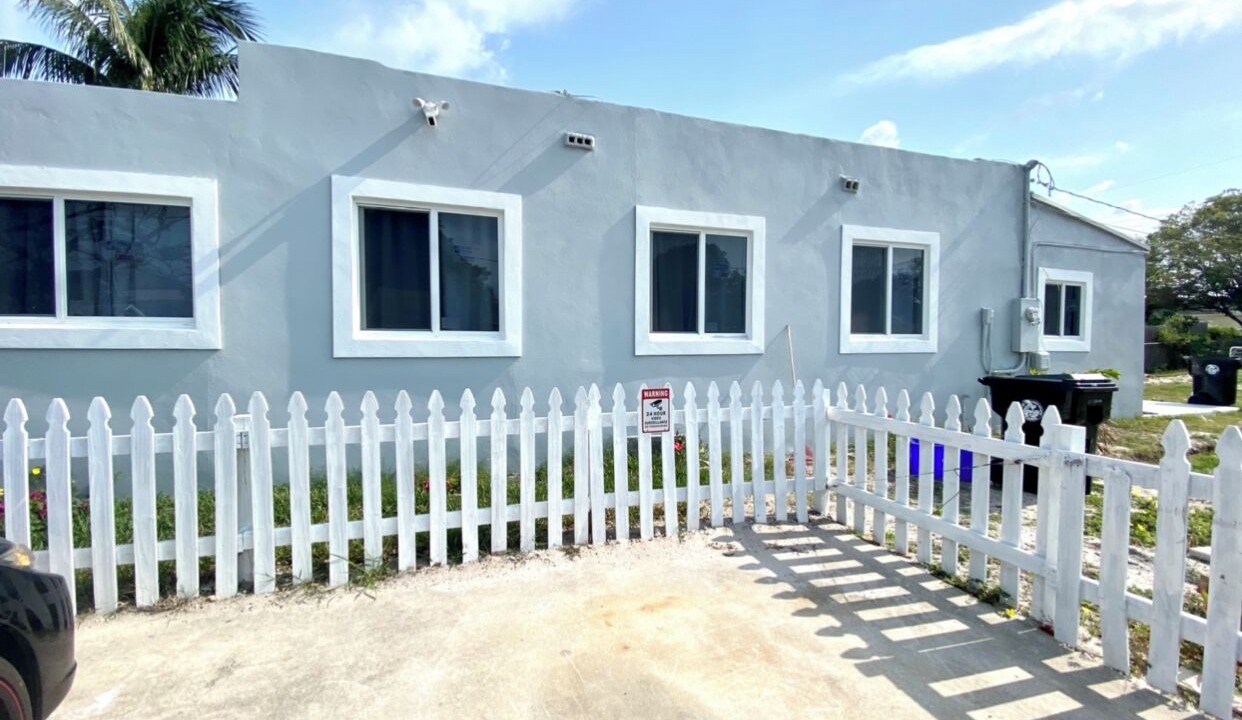 Photo of Outdoor in Lake Worth
