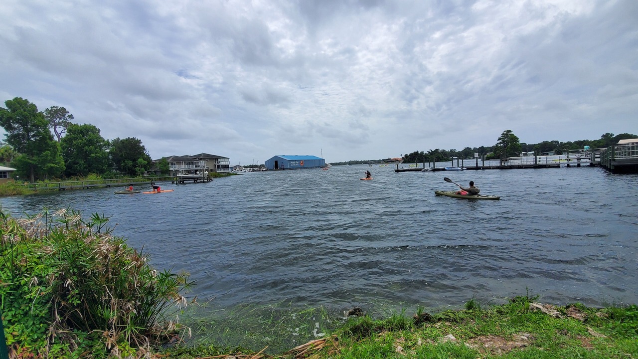 Photo of Others in Springs at Kings Bay