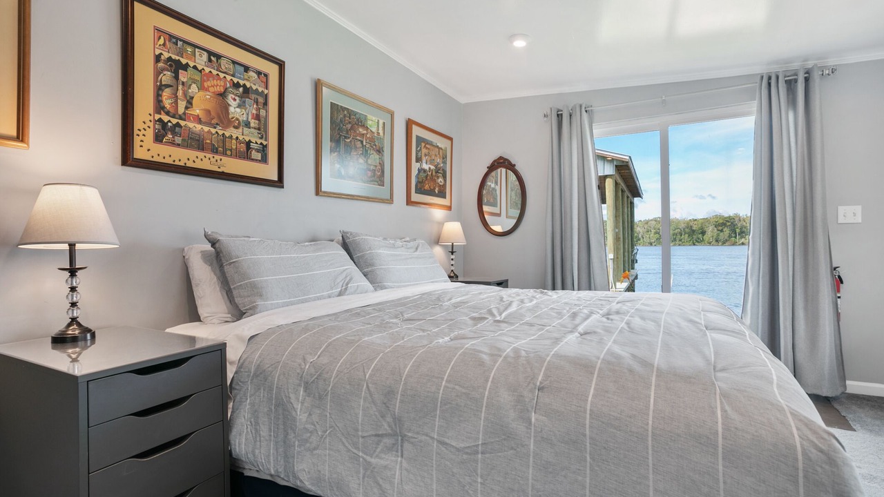Photo of Bedroom in Welaka