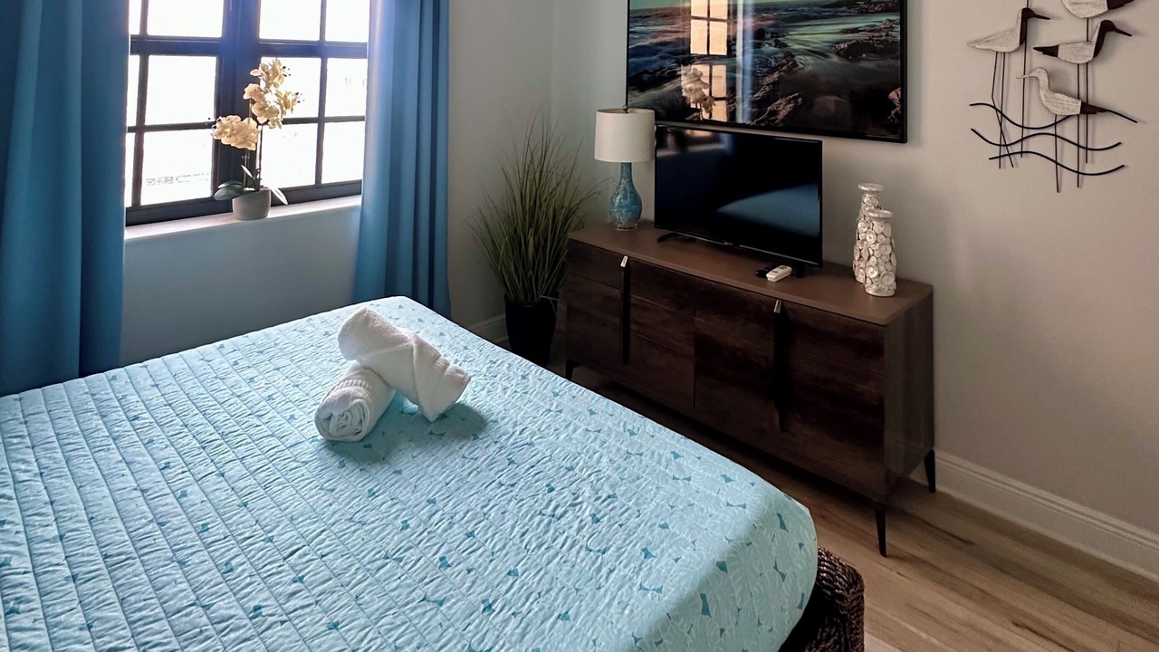 Photo of Bedroom in Cape Harbour