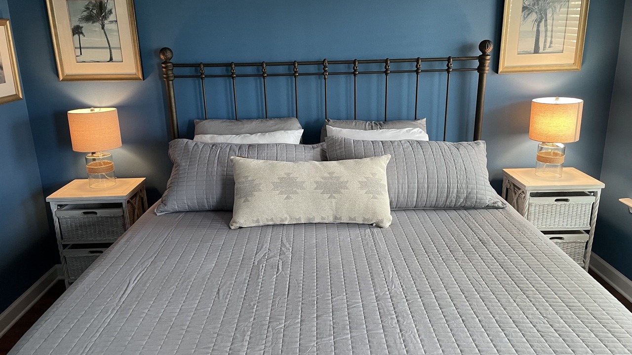 Photo of Bedroom in Downtown