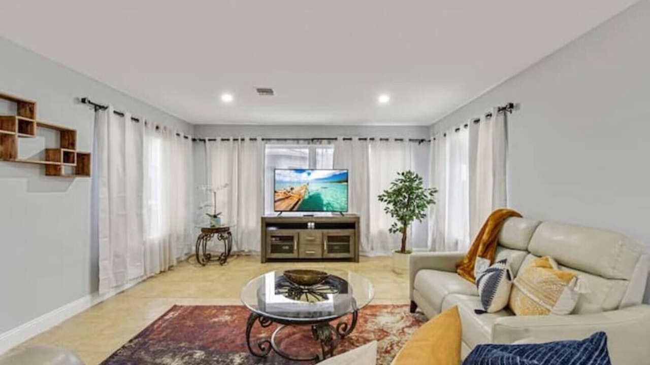Photo of Bedroom in Highland Garden