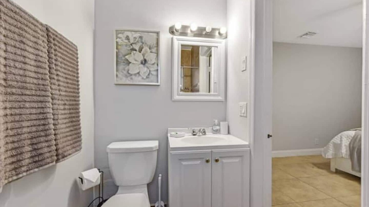 Photo of Bathroom in Highland Garden