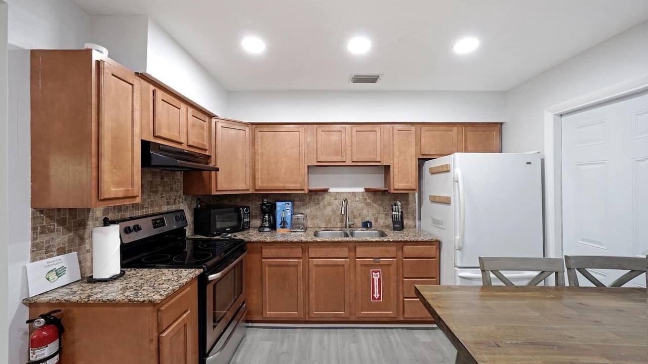 Photo of Kitchen in River Oaks