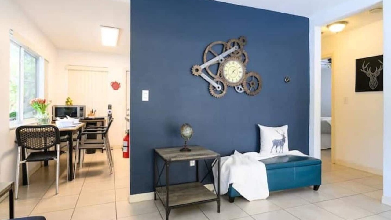 Photo of Bedroom in River Oaks