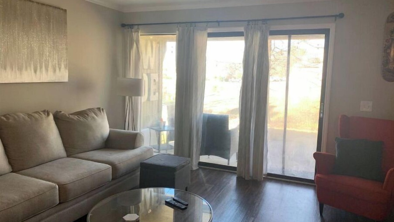 Photo of Livingroom in Auburn