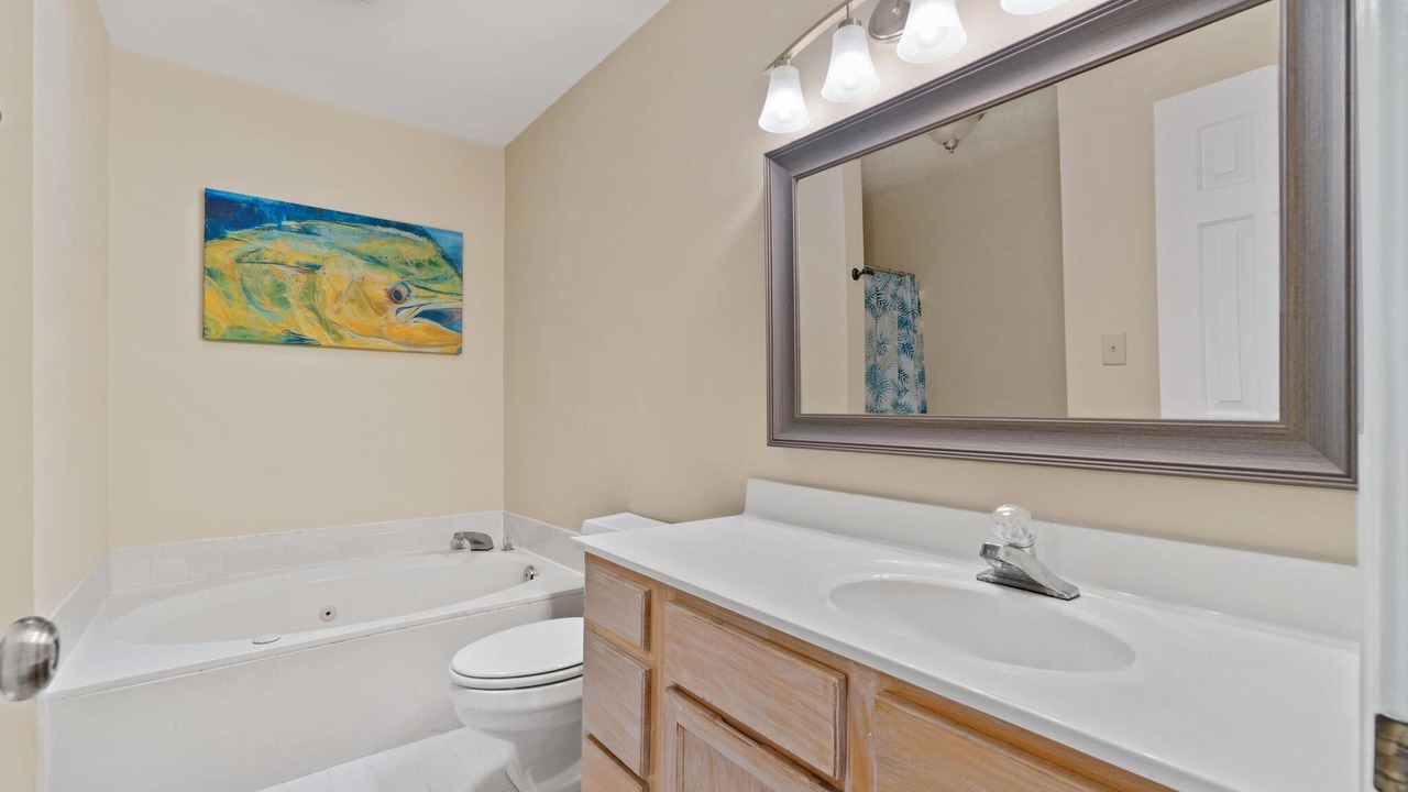 Photo of Bathroom in Holiday Isle