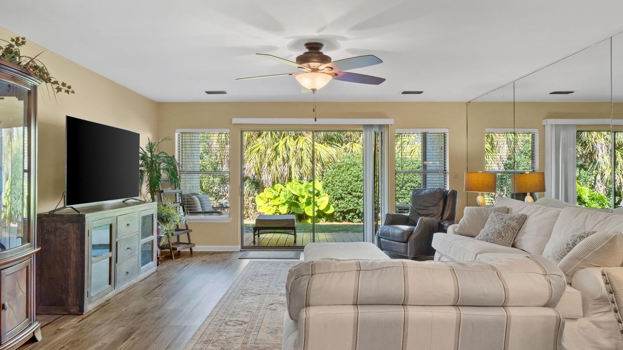 Photo of Bedroom in Holiday Isle