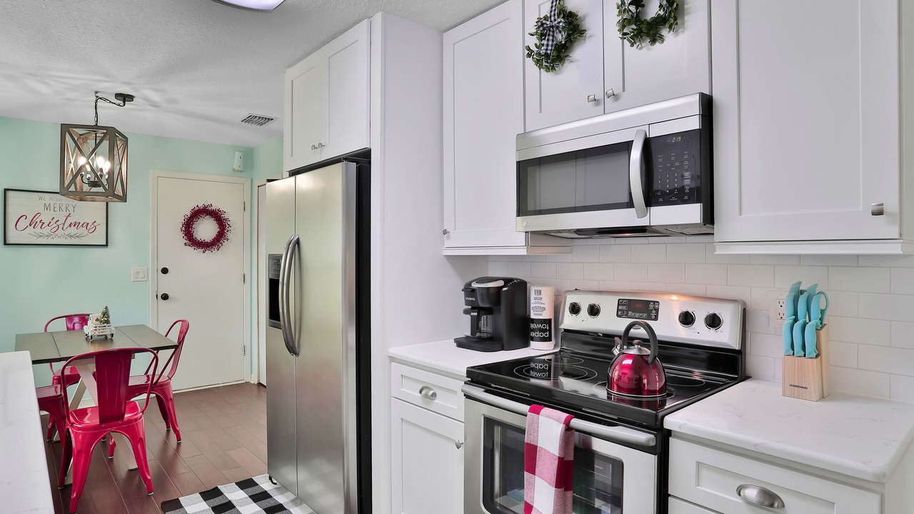 Photo of Kitchen in Doctors Inlet