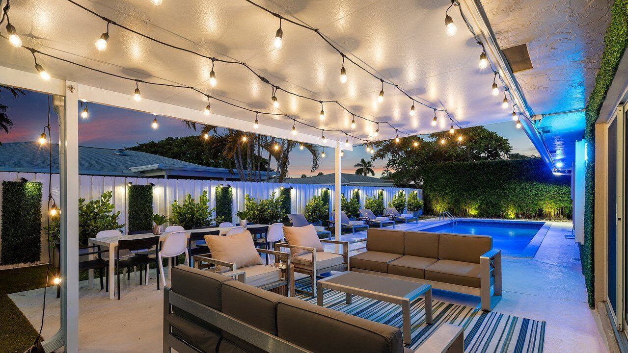 Photo of Outdoor in Tropic Palms