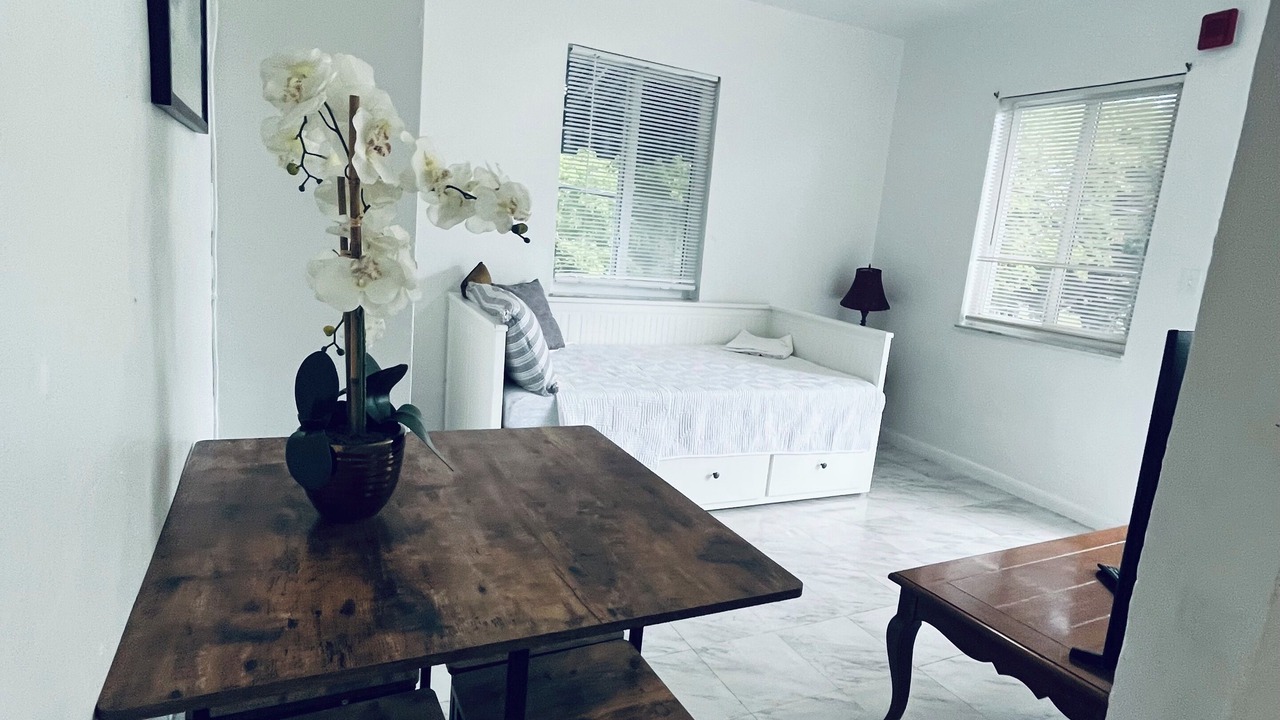 Photo of Bedroom in Overtown