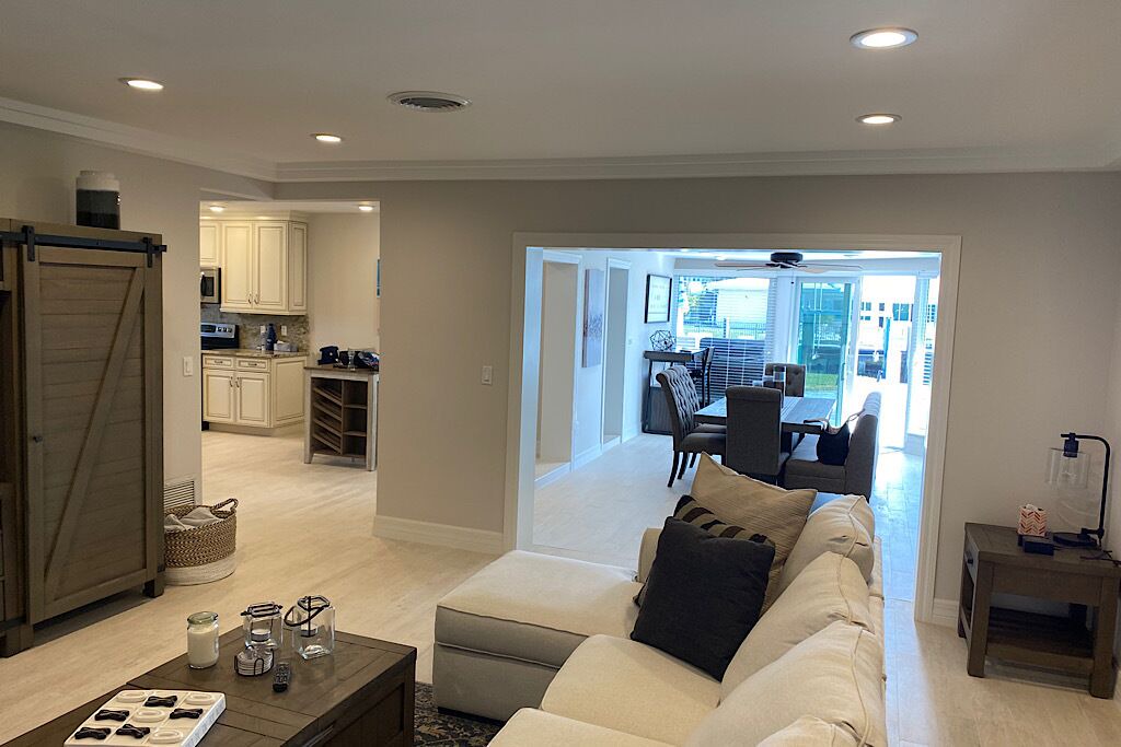Photo of Livingroom in Garden Isles