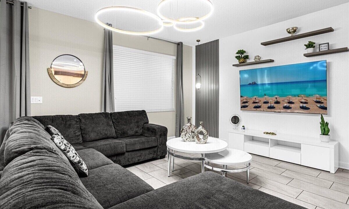 Photo of Livingroom in Davenport