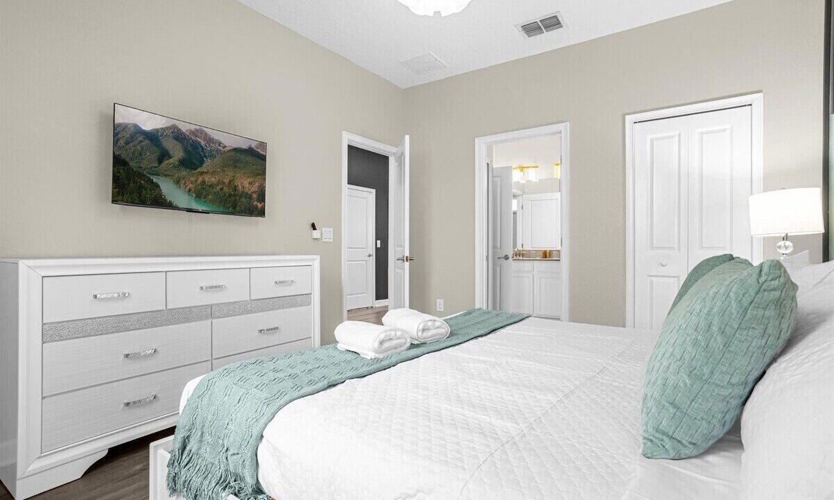 Photo of Bedroom in Davenport