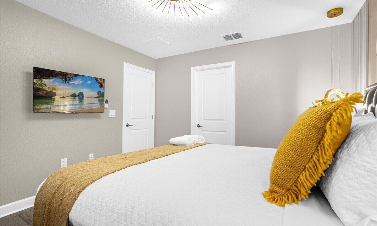 Photo of Bedroom in Davenport