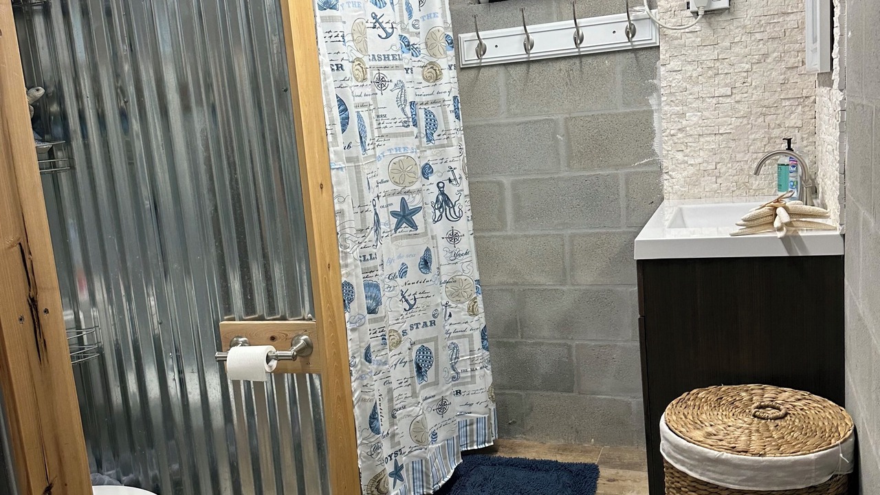 Photo of Bathroom in Perry