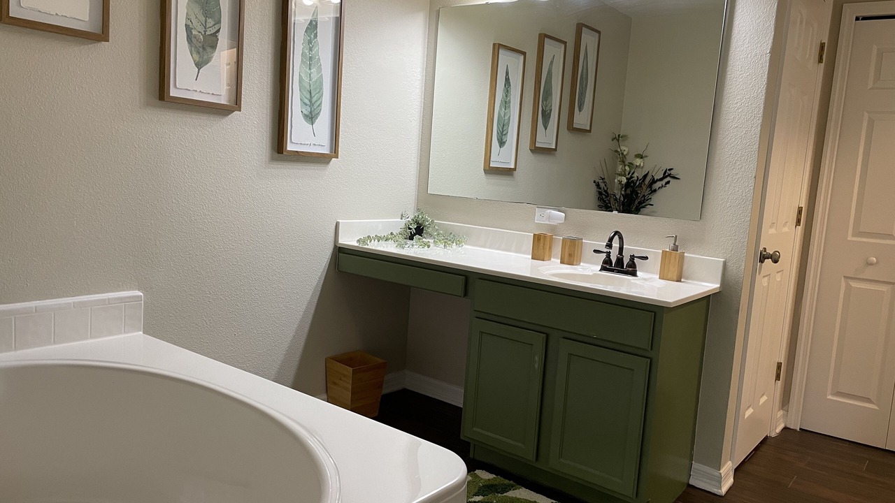 Photo of Bathroom in Florida Shores