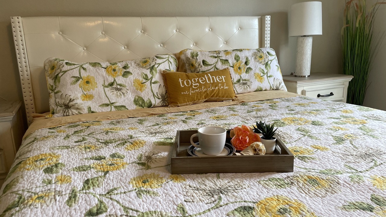 Photo of Bedroom in Florida Shores