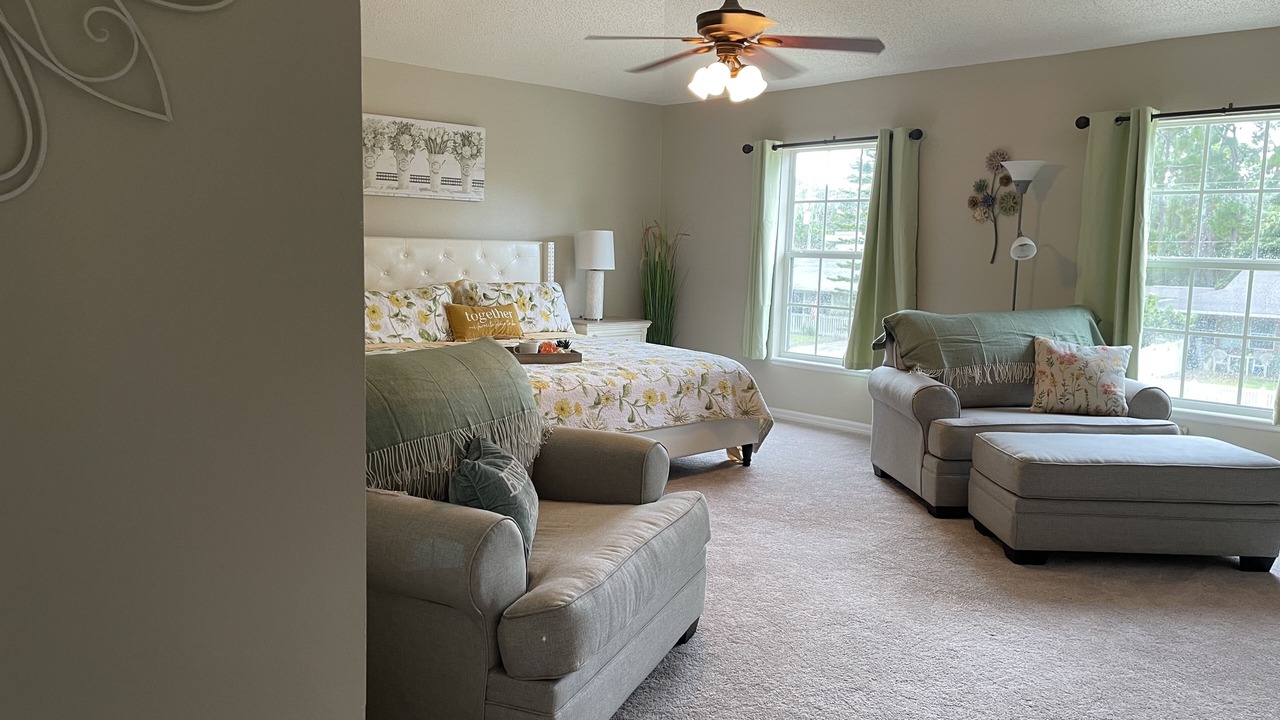 Photo of Bedroom in Florida Shores