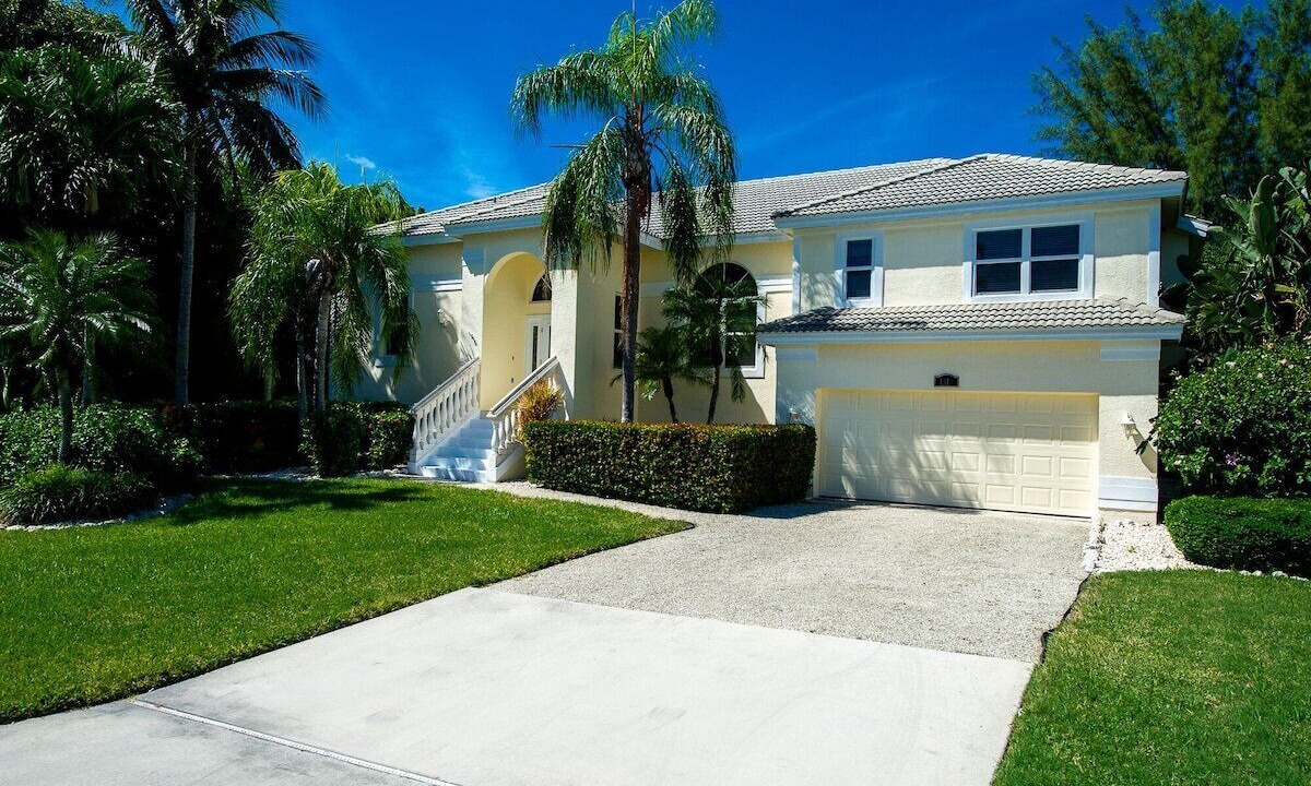 Photo of Outdoor in Beachview Country Club Estates