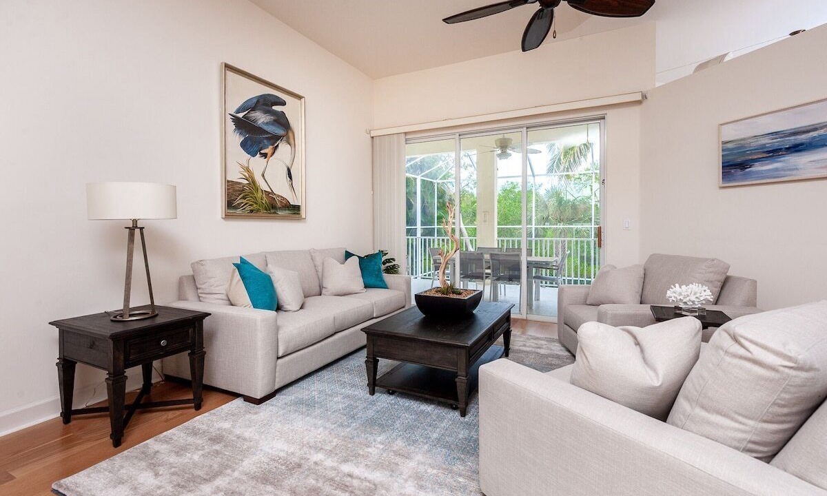 Photo of Livingroom in Beachview Country Club Estates