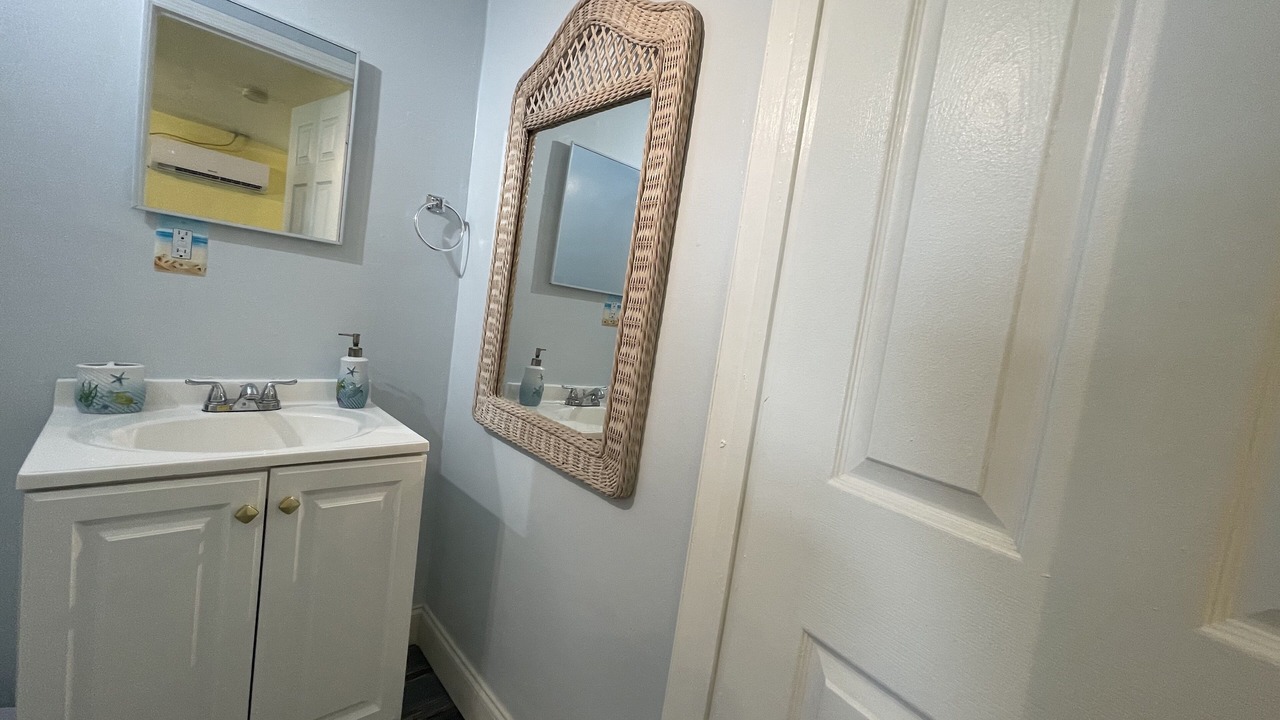 Photo of Bathroom in Mango Groves