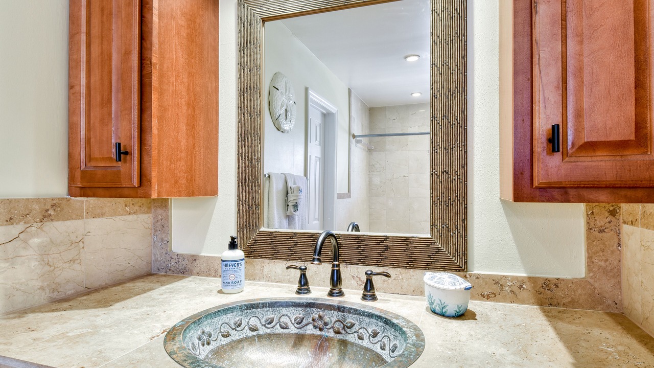 Photo of Bathroom in Cocoa Isles