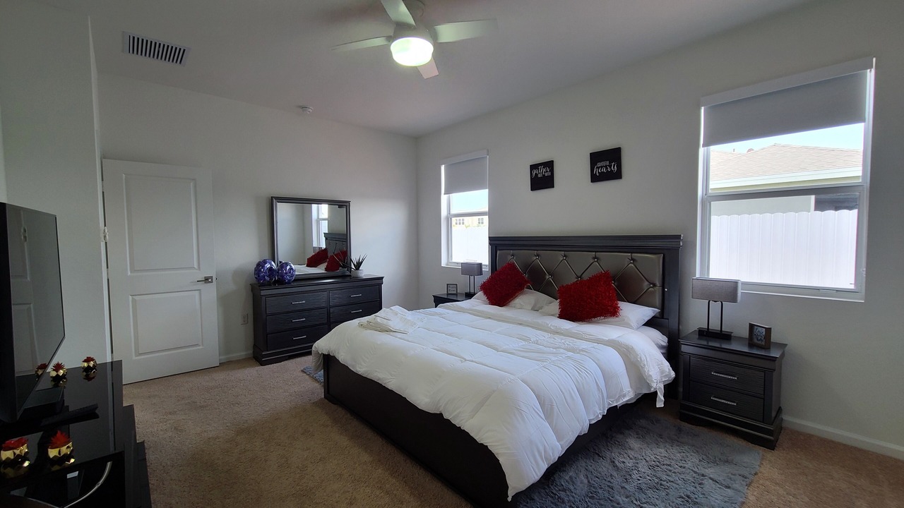 Photo of Bedroom in Homestead