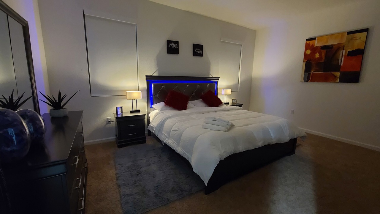 Photo of Bedroom in Homestead