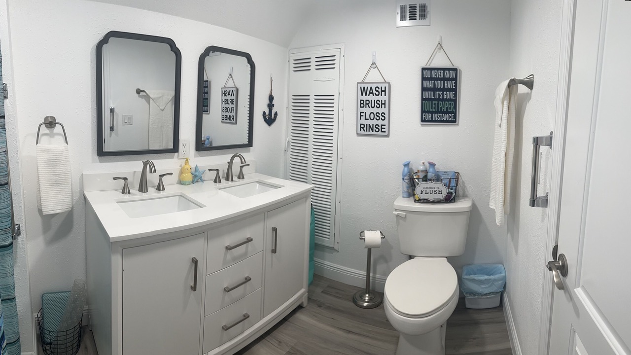 Photo of Bathroom in Buckhead Ridge