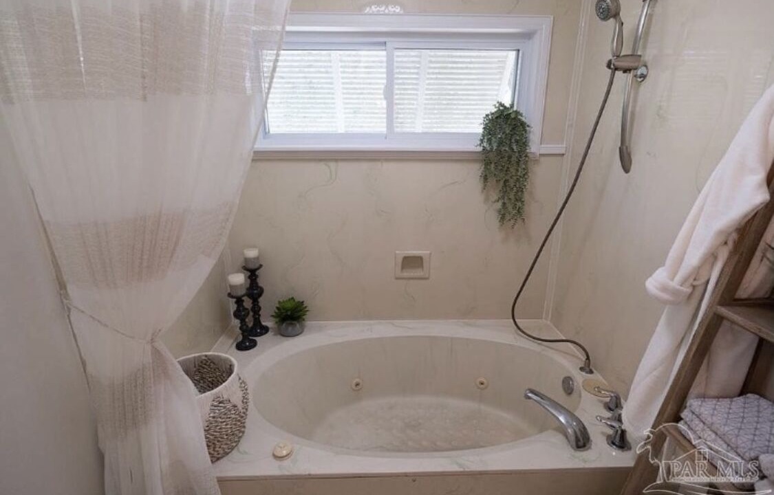 Photo of Bathroom in Northeast Pensacola