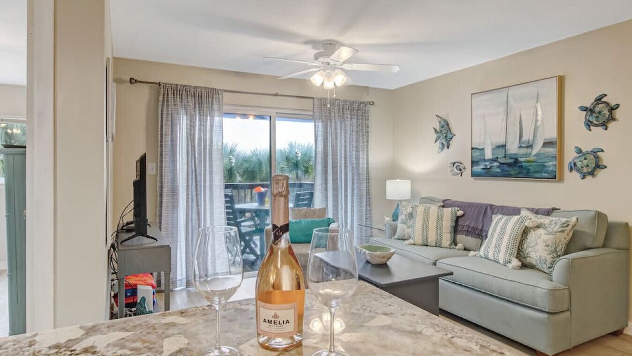 Photo of Livingroom in Fernandina Beach