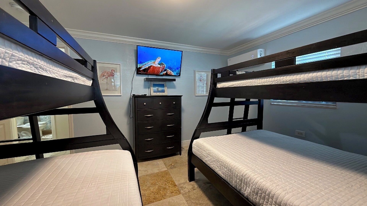 Photo of Bedroom in Marathon