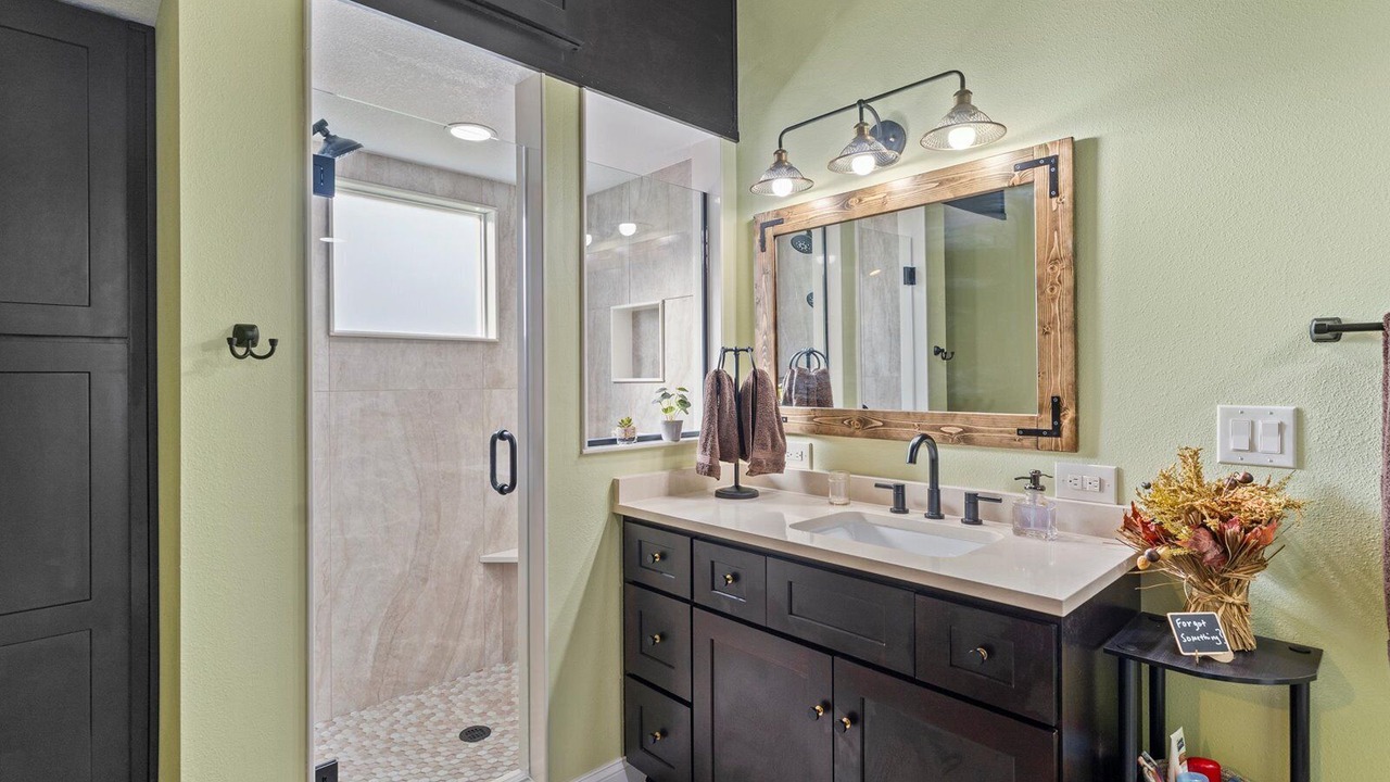 Photo of Bathroom in College Park