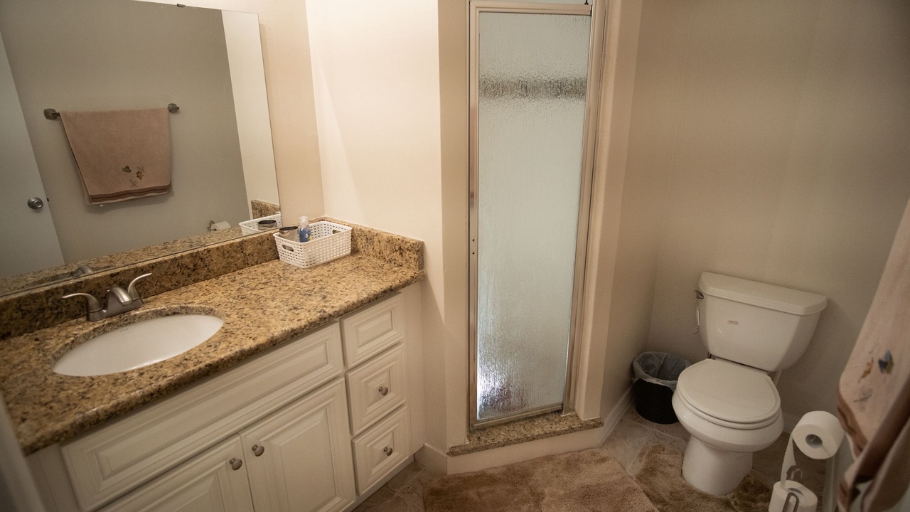 Photo of Bathroom in Fairvilla