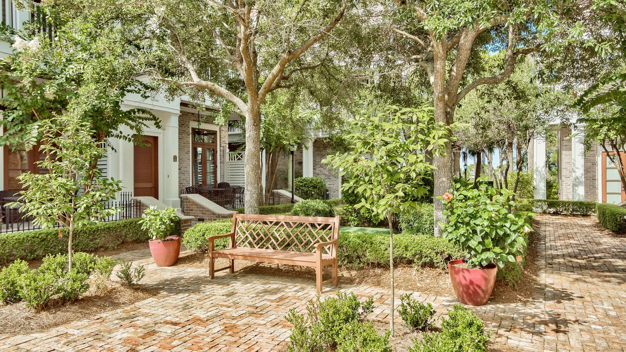 Photo of Outdoor in Baytowne Wharf
