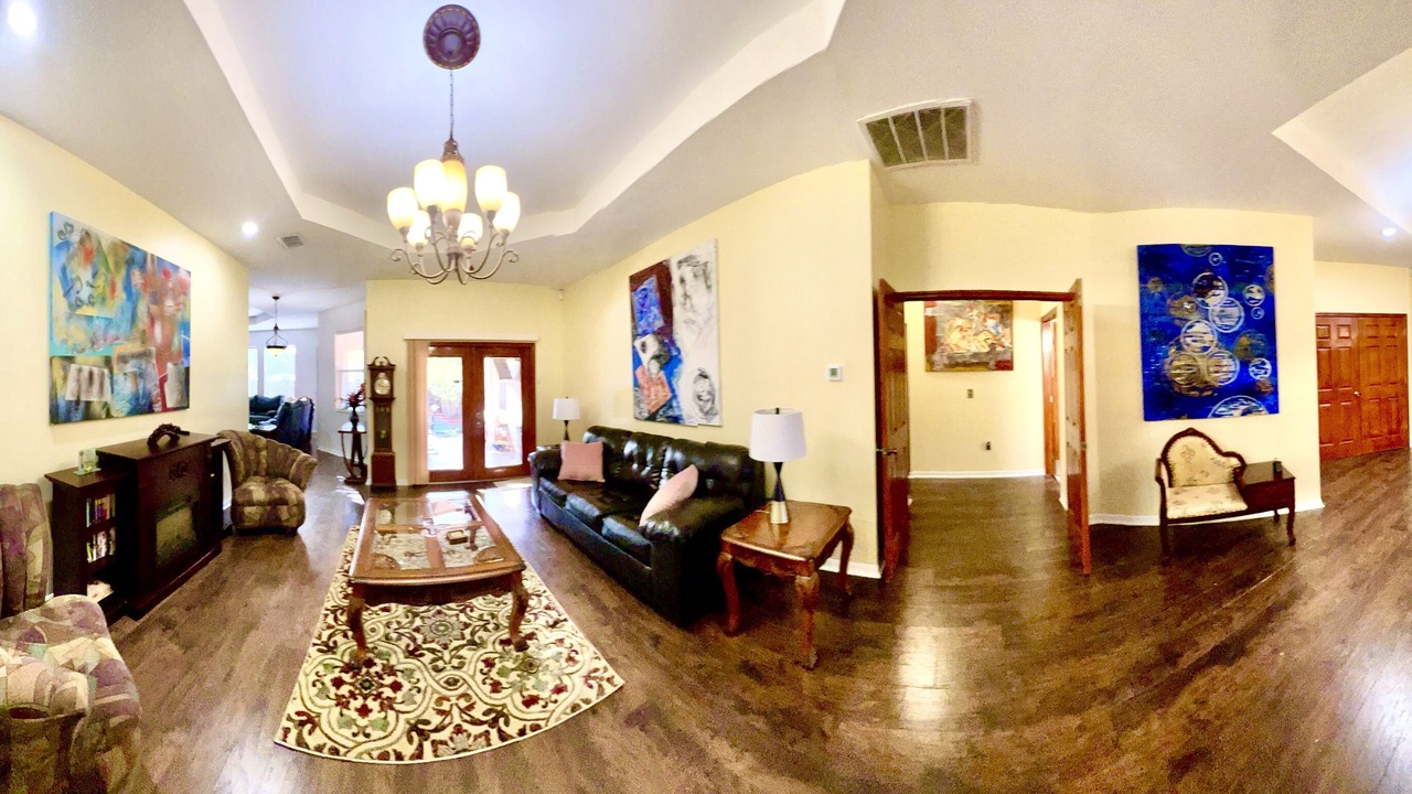 Photo of Livingroom in Lake Magdalene