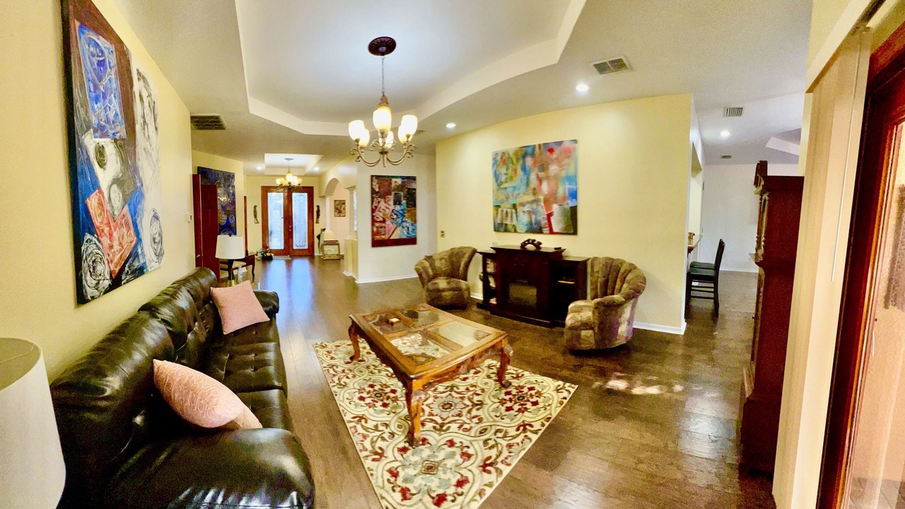Photo of Livingroom in Lake Magdalene