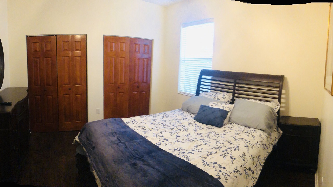 Photo of Bedroom in Lake Magdalene