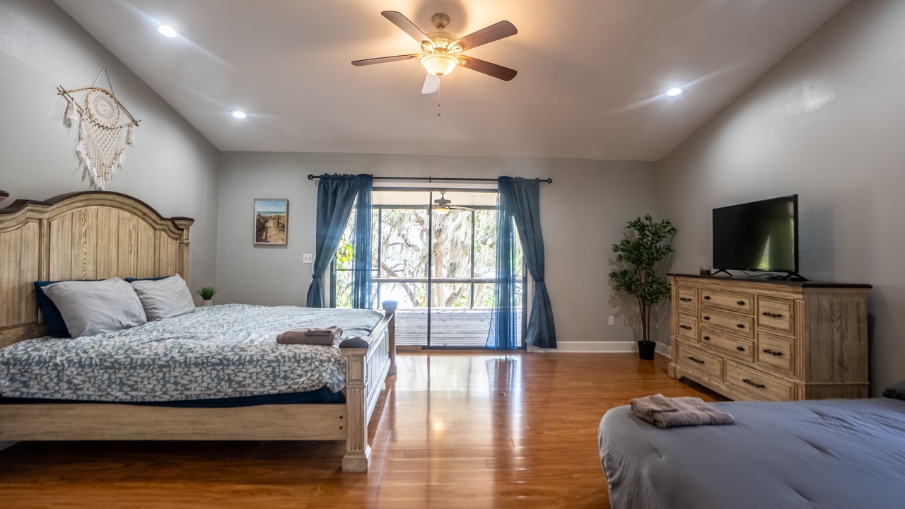 Photo of Bedroom in Temple Crest