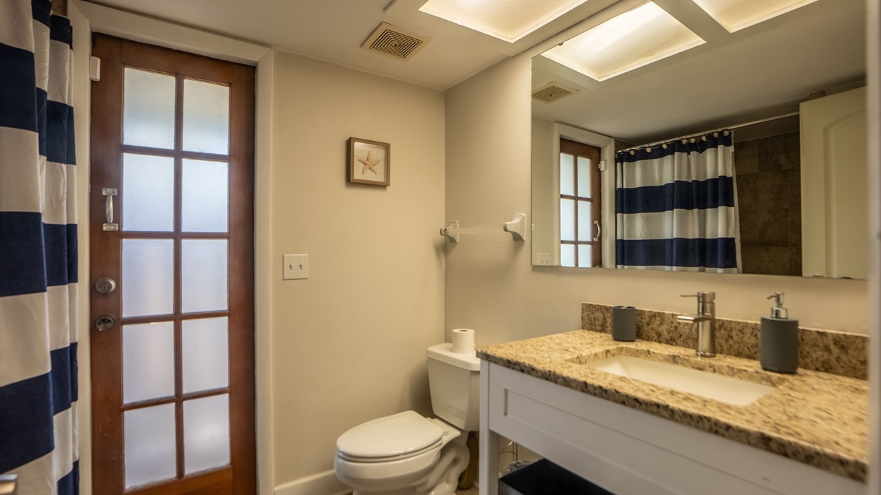Photo of Bathroom in Temple Crest