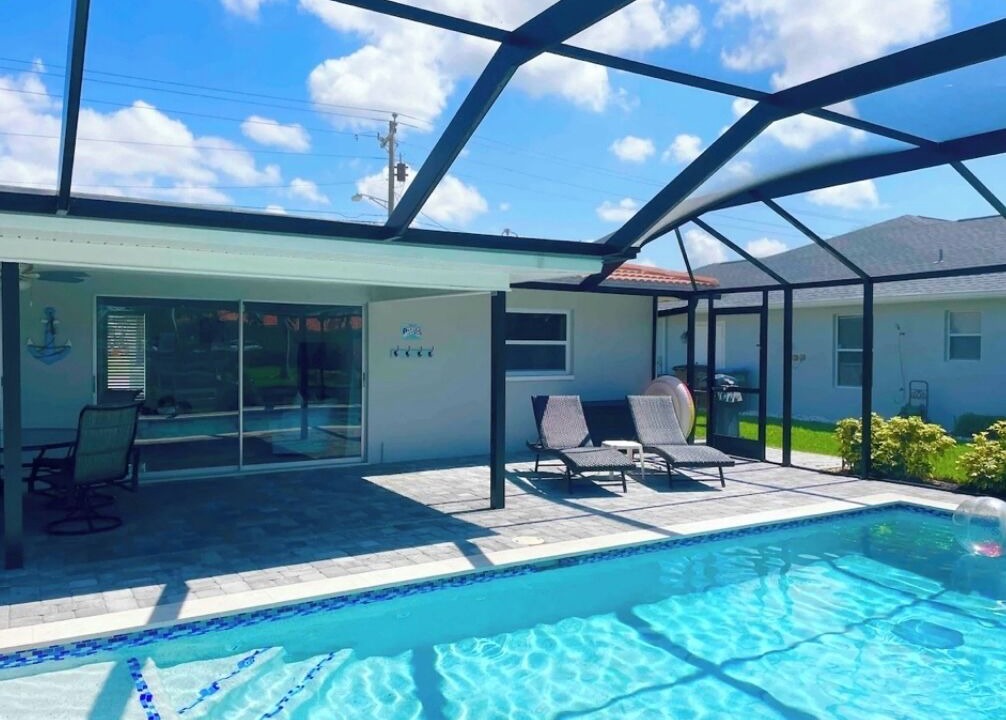 Photo of Outdoor in Pelican