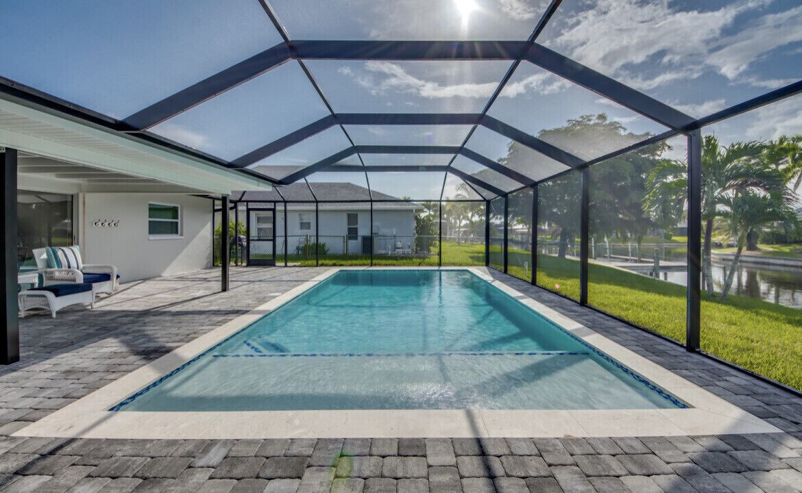Photo of Outdoor in Pelican