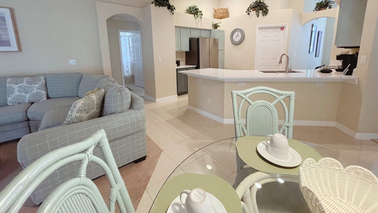 Photo of Livingroom in Orange Tree