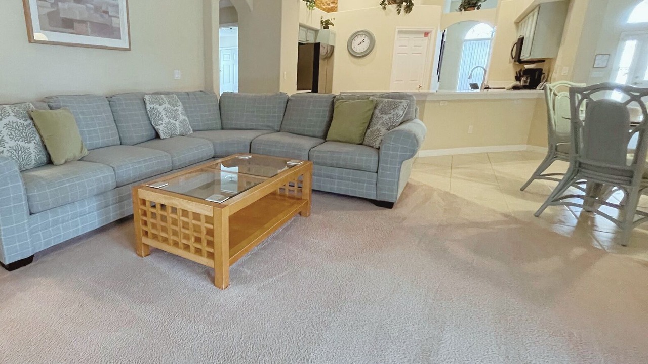 Photo of Livingroom in Orange Tree